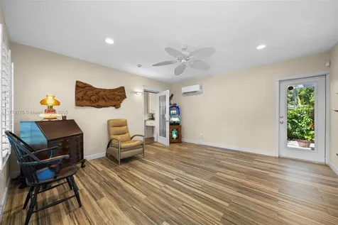 8800 N Bayshore Drive Miami FL 33138