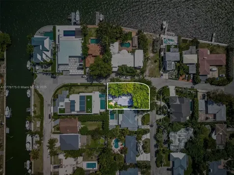 8800 N Bayshore Drive Miami FL 33138