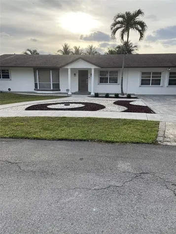 1601 N 29th Avenue Hollywood FL 33020