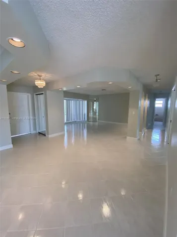 1601 N 29th Avenue Hollywood FL 33020