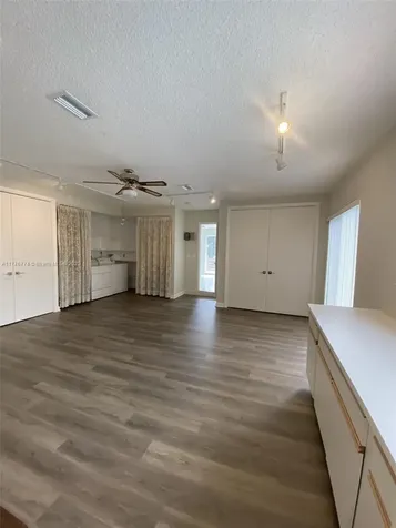 1601 N 29th Avenue Hollywood FL 33020