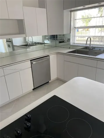 1601 N 29th Avenue Hollywood FL 33020
