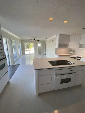 1601 N 29th Avenue Hollywood FL 33020