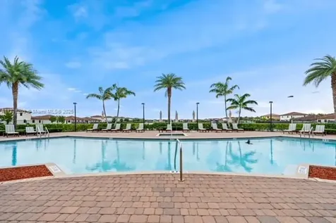 2745 SE 1st Street Homestead FL 33033