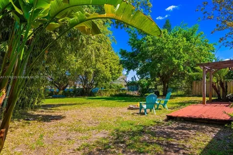 2501 Weber Orlando FL 32803