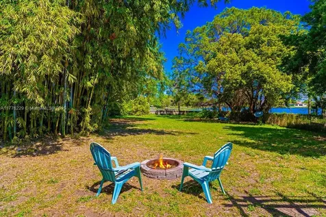 2501 Weber Orlando FL 32803