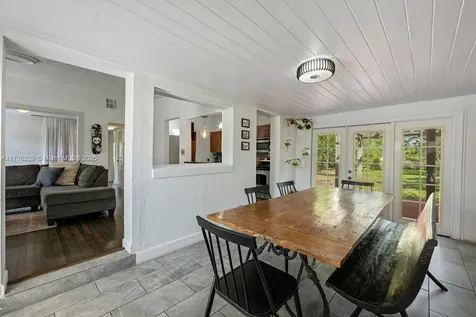 2501 Weber Orlando FL 32803