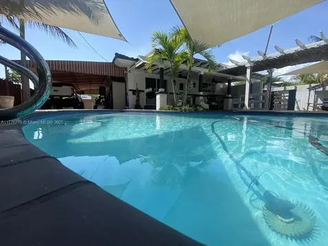 291 Circle Drive Hialeah FL 33010