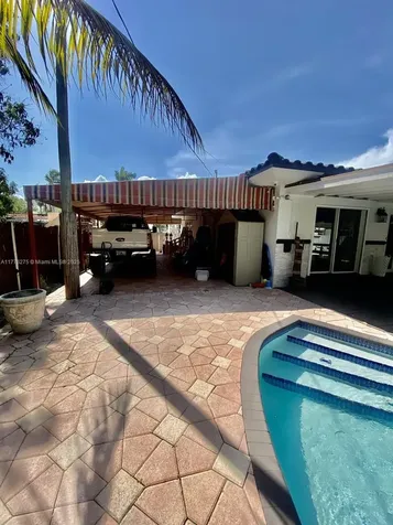 291 Circle Drive Hialeah FL 33010