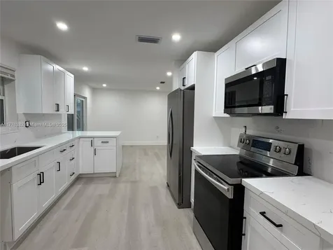 11571 SW 121st Avenue Miami FL 33186