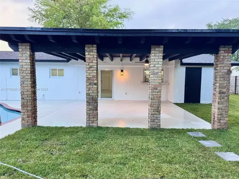 11571 SW 121st Avenue Miami FL 33186