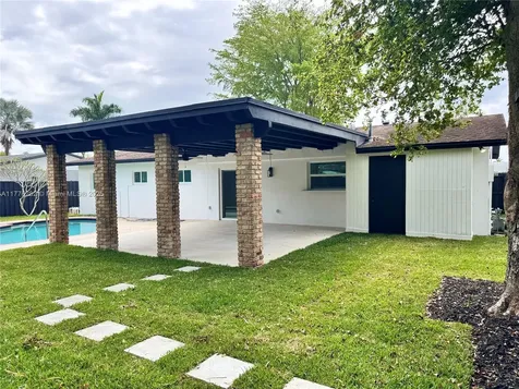 11571 SW 121st Avenue Miami FL 33186
