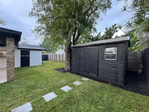 11571 SW 121st Avenue Miami FL 33186