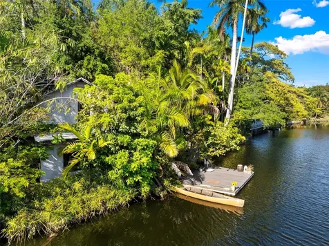 376 NE 85th Street El Portal FL 33138