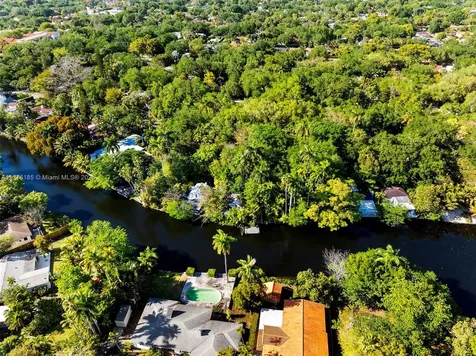 376 NE 85th Street El Portal FL 33138