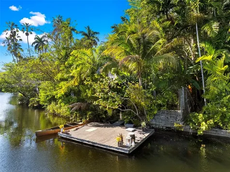 376 NE 85th Street El Portal FL 33138