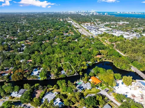376 NE 85th Street El Portal FL 33138