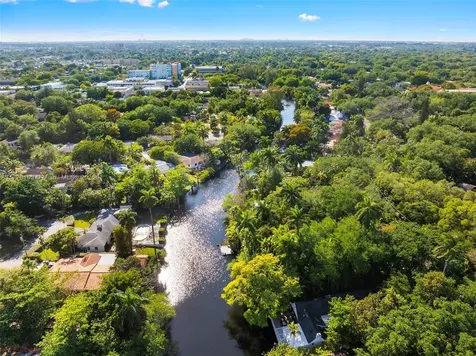 376 NE 85th Street El Portal FL 33138