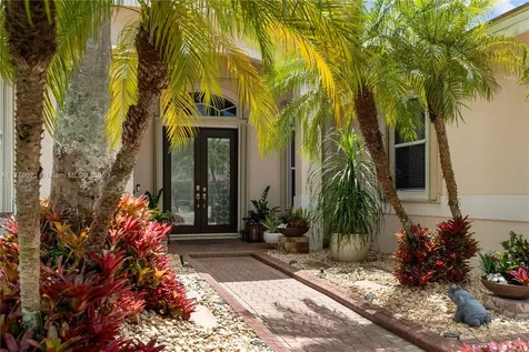 1844 Lighthouse Court Weston FL 33327