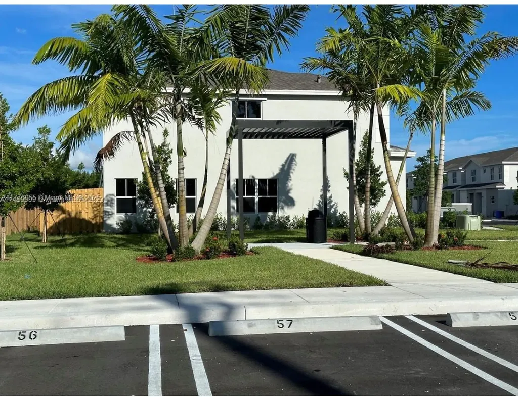 305 NE 1st Drive Florida City FL 33034