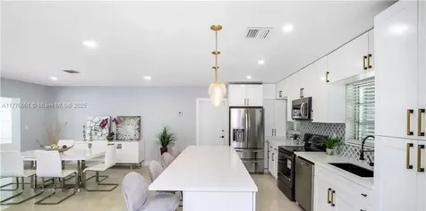 9380 SW 179th Terrace Palmetto Bay FL 33157