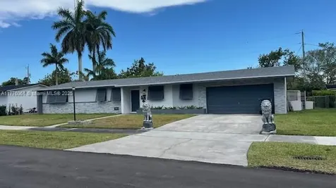 9380 SW 179th Terrace Palmetto Bay FL 33157