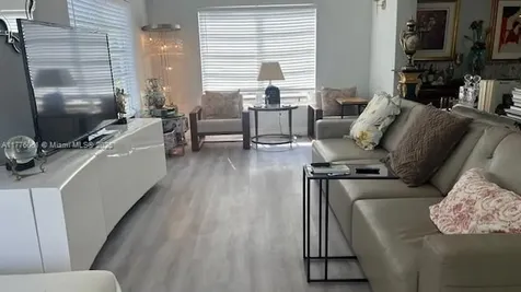 9380 SW 179th Terrace Palmetto Bay FL 33157