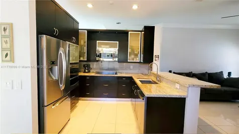 773 Tanglewood Circle Weston FL 33327