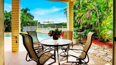 773 Tanglewood Circle Weston FL 33327