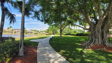 773 Tanglewood Circle Weston FL 33327