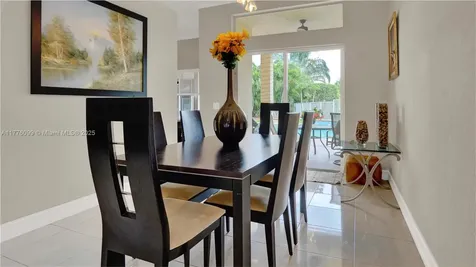 773 Tanglewood Circle Weston FL 33327