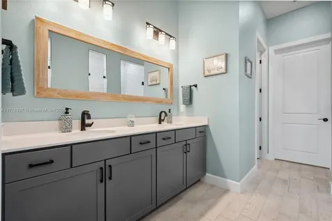 9734 SW Meridian Way Stuart FL 34997