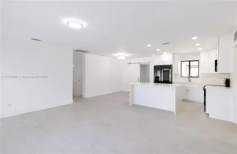 10854 SW 68th Drive Miami FL 33173