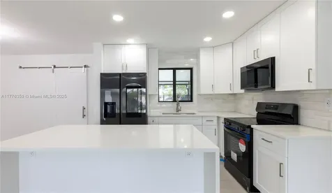 10854 SW 68th Drive Miami FL 33173