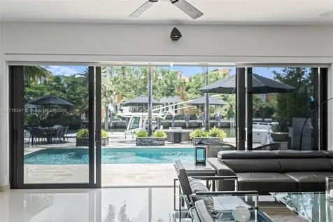 1762 SE 7th Street Fort Lauderdale FL 33316