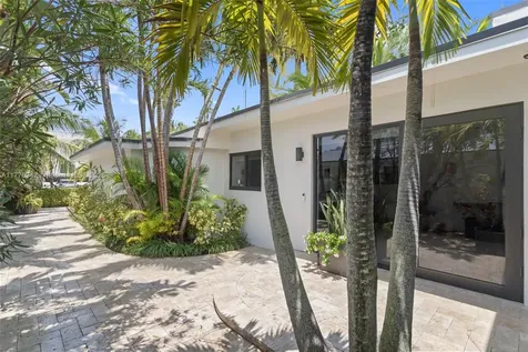1762 SE 7th Street Fort Lauderdale FL 33316