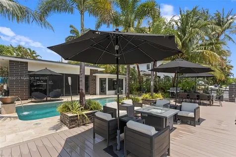 1762 SE 7th Street Fort Lauderdale FL 33316