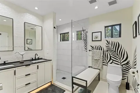 1762 SE 7th Street Fort Lauderdale FL 33316