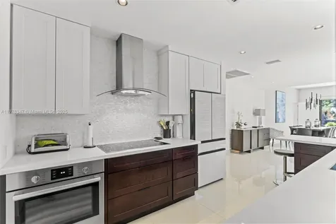 1762 SE 7th Street Fort Lauderdale FL 33316