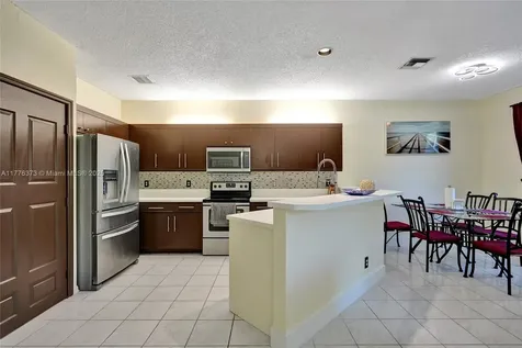 8064 NW 66th Way Parkland FL 33067