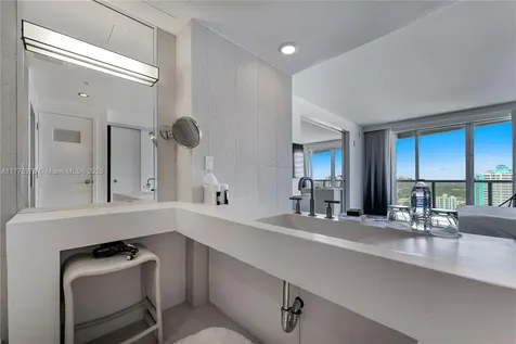 3101 Bayshore Drive Fort Lauderdale FL 33304