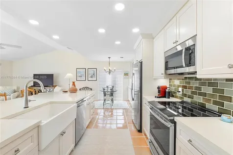 1999 NW 107th Drive Coral Springs FL 33071