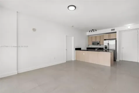 79 SW 12th Street Miami FL 33130
