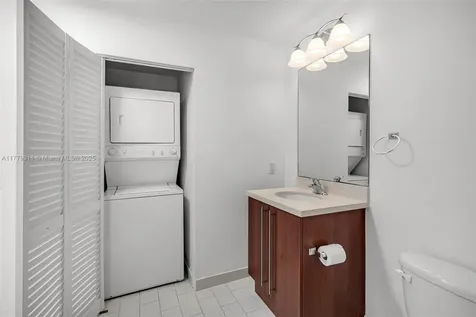 79 SW 12th Street Miami FL 33130