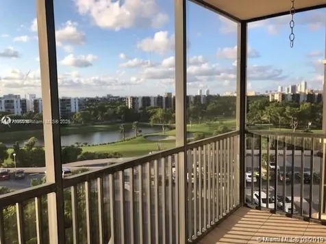 20301 W Country Club Drive Aventura FL 33180