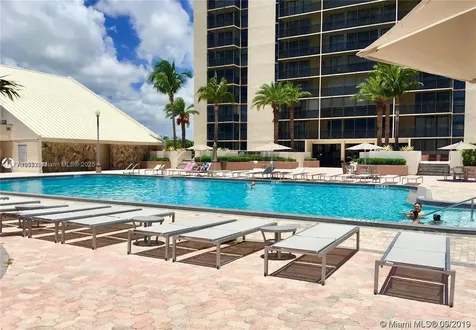 20301 W Country Club Drive Aventura FL 33180