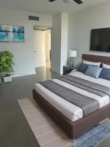 20301 W Country Club Drive Aventura FL 33180