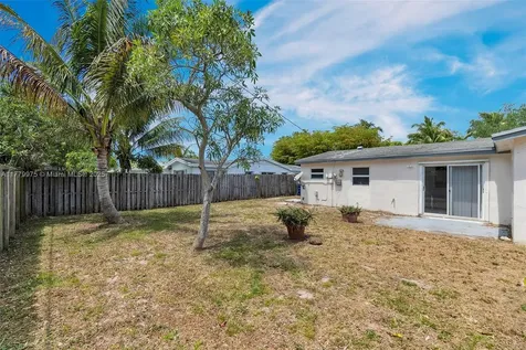 3830 NW 7th Court Lauderhill FL 33311