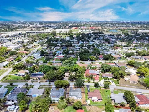 3830 NW 7th Court Lauderhill FL 33311
