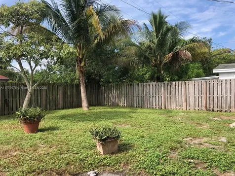 3830 NW 7th Court Lauderhill FL 33311